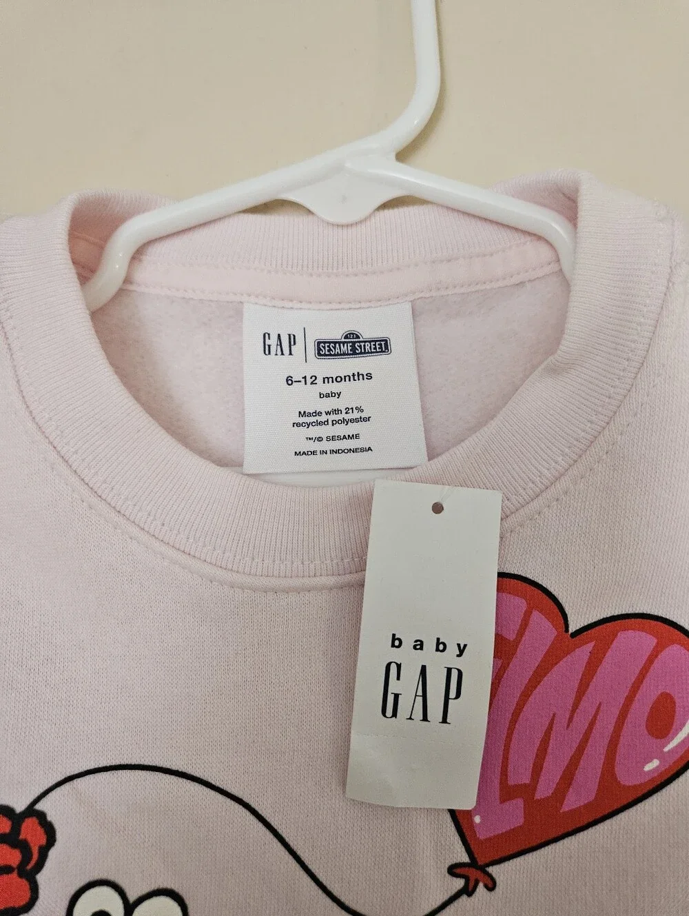 GAP Pink Elmo Balloon Graphic Sweatshirt, Size 6-12 Months